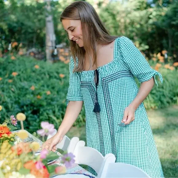 green emerald velvet dress Green Gingham Milkmaid Maxi Dress main image 1